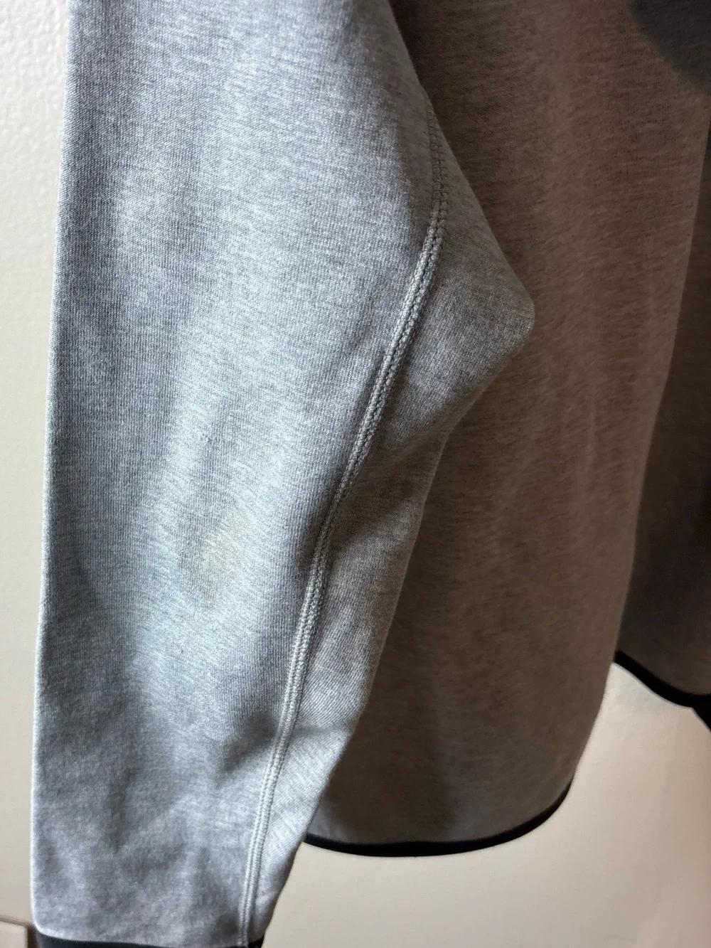Nike Tech Gray Hoodie Boys youth M
